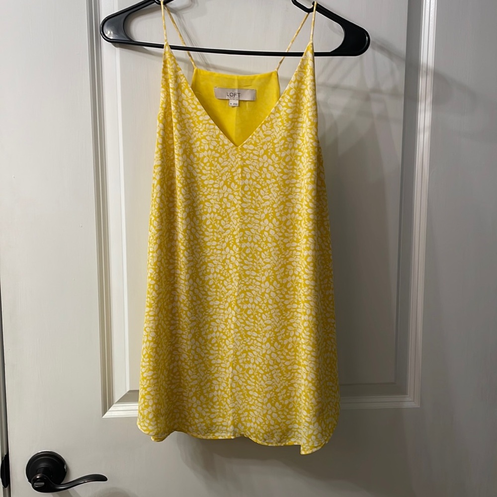 Super Cute and Flowy LOFT Top